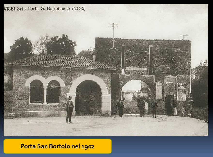 Porta San Bortolo nel 1902